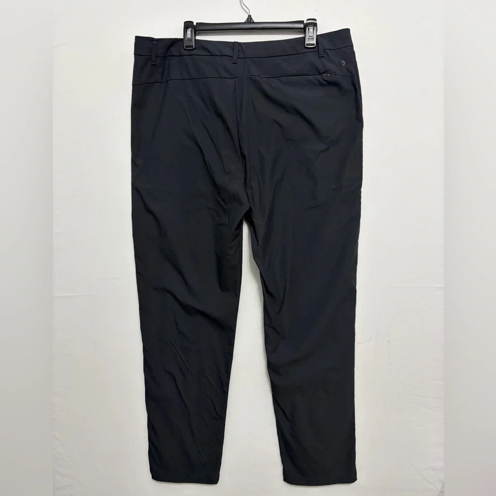 All In Motion Men’s size 38x32 Black Onyx Stretch Pants(A405)